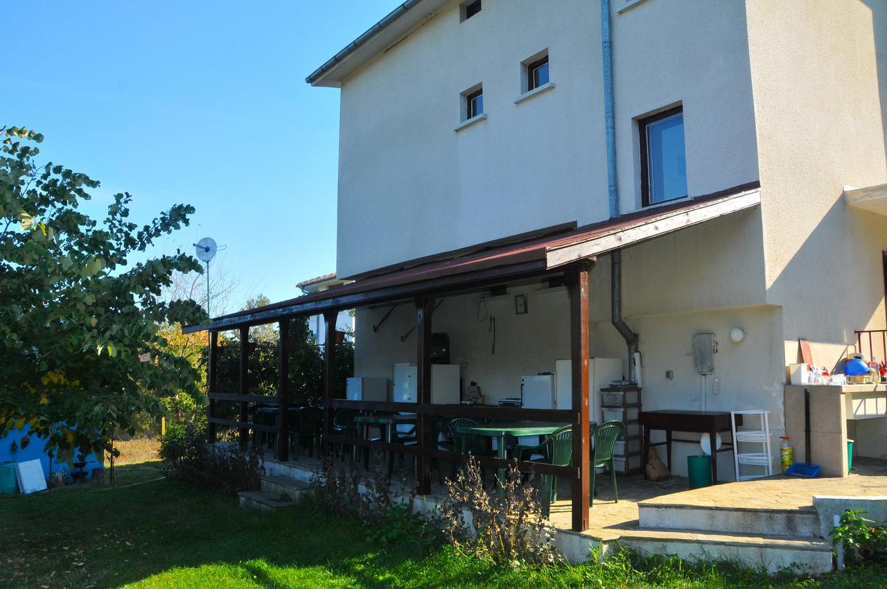 Villa Velika - Slavi Bagian luar foto